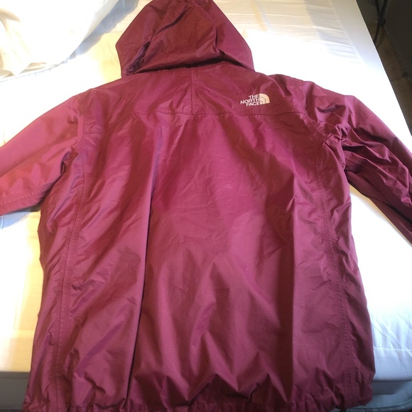 North face Rain Coat - Picture 2 of 5